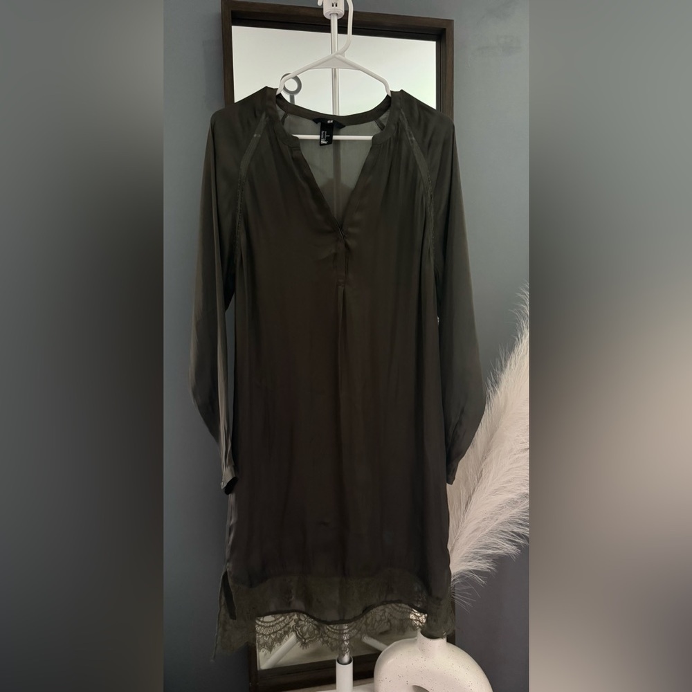 H&M Olive Green Long Sleeve Dress - Picture 4 of 10